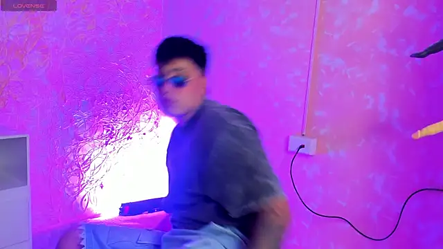 ThomasThundr online show from 03.30.26