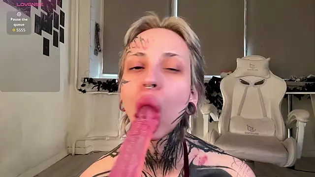 KizzieSherbert online show from 05.10.26