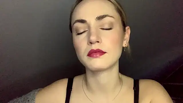 ScarlettSensitive online show from 05.21.26