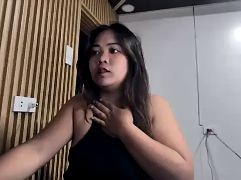  georgiax  online show from 06.04.26