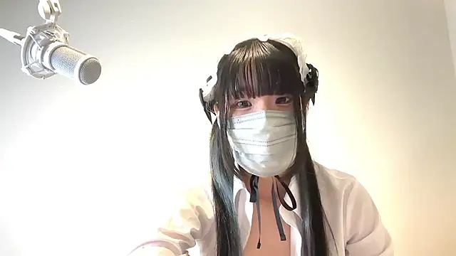 Snapshot of cannonchan_jp chatting on 04.13.26 cannonchan jp online show from 04.13.26