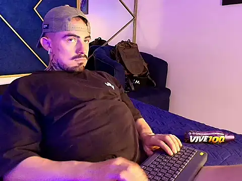 Dallas Whitee online show from 03.19.26