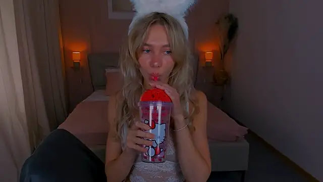 LuluAlis online show from 06.24.26