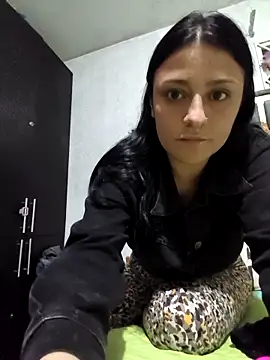 Scarlet Passion online show from 04.06.26