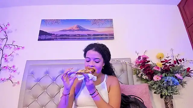 katie  bloom online show from 03.17.26