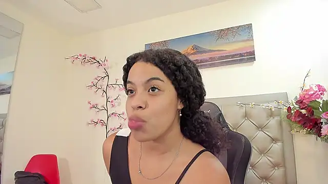 katie  bloom online show from 03.28.26