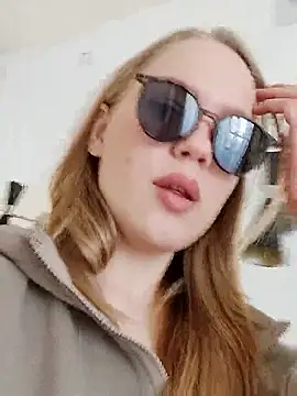 LittleForestELF2 online show from 03.10.26