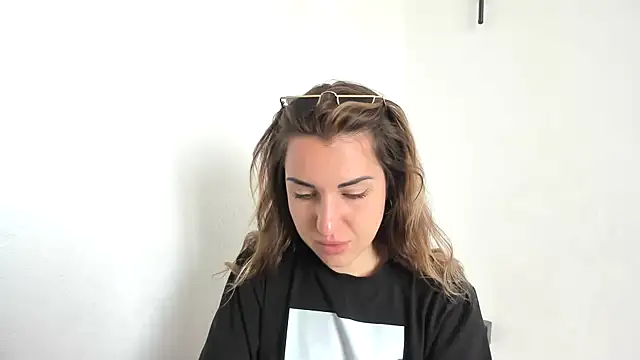 summmmersky1 online show from 04.16.26