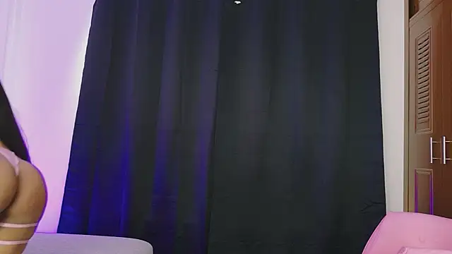 Snapshot of kittymyers chatting on 04.10.26 kittymyers online show from 04.10.26