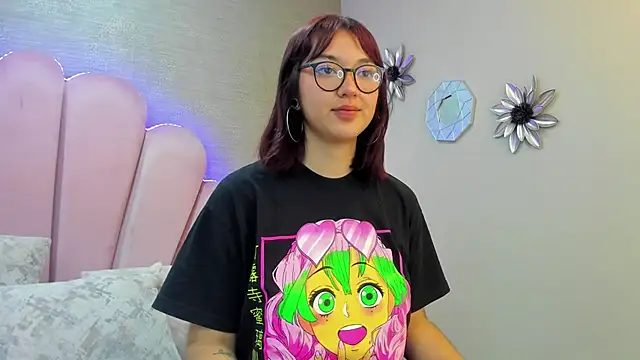 Snapshot of LilithBluum chatting on 03.20.26 LilithBluum online show from 03.20.26