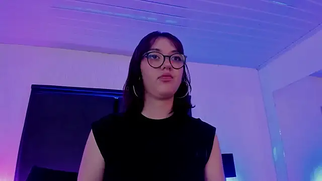 Snapshot of LilithBluum chatting on 04.09.26 LilithBluum online show from 04.09.26