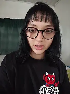 LilithBluum online show from 05.27.26
