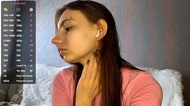 AlisaBloom online show from 04.06.26