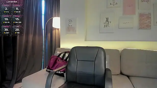 Snapshot of Zoey_monroe chatting on 03.20.26 Zoey monroe online show from 03.20.26