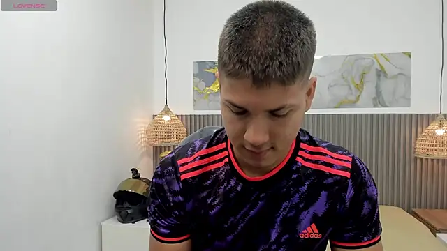 AlessandroFranco online show from 04.13.26