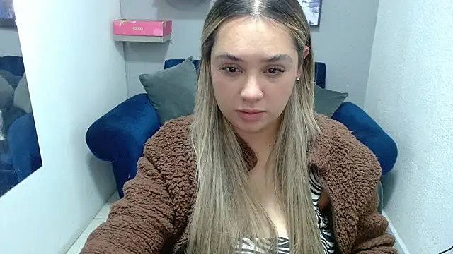 Snapshot of veronicaparkersex chatting on 03.19.26 veronicaparkersex online show from 03.19.26
