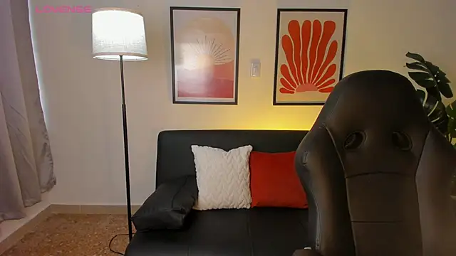 nova silk online show from 04.17.26