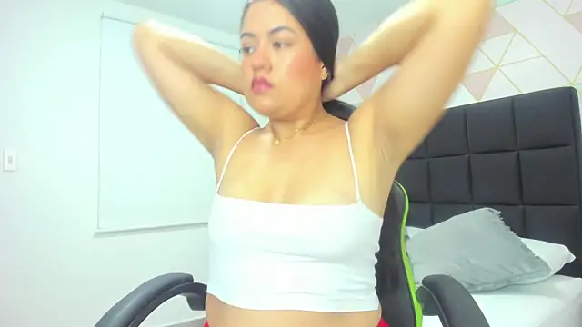 zakia grundy online show from 04.16.26