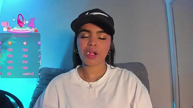 ZoeyMonroe  online show from 06.30.26