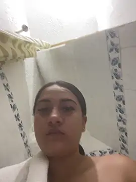 Snapshot of Dalila_Nora chatting on 04.01.26 Dalila Nora online show from 04.01.26