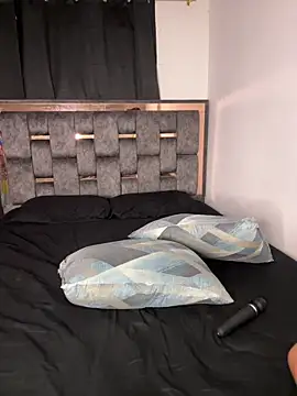 Angiesweet15 online show from 03.30.26