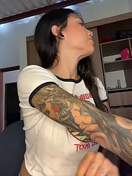 Twoshotsparty420 online show from 04.07.26