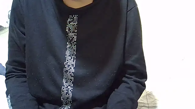 laura-lover online show from 04.04.26