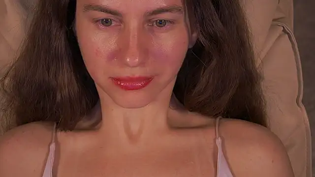 LittleJulii online show from 04.07.26