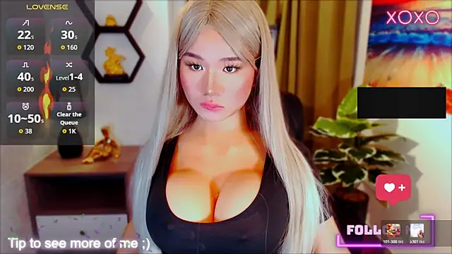 xBigSurpriseLorainex online show from 03.29.26