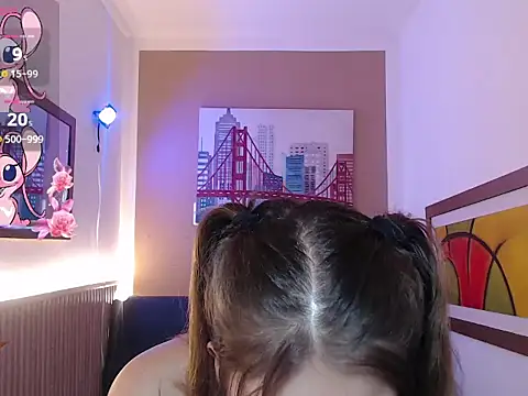 Moonna linnda online show from 04.09.26