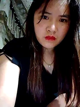 Snapshot of YAONIKUTE chatting on 04.18.26 YAONIKUTE online show from 04.18.26
