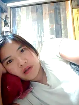 Snapshot of YAONIKUTE chatting on 04.28.26 YAONIKUTE online show from 04.28.26