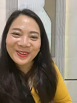 yu19988 online show from 04.17.26