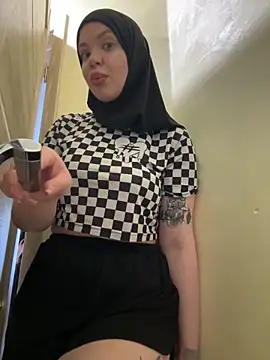 RedheadQueen  online show from 06.03.26