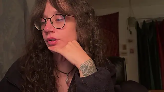 nyxo  online show from 04.24.26