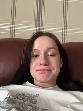 AuraaNova online show from 04.09.26