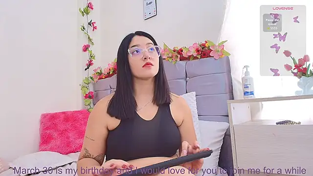 Isabella Roses  online show from 03.26.26