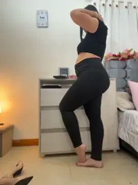 Isabella Roses  online show from 05.26.26