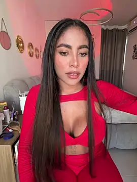 Snapshot of SaraValentina11 chatting on 04.14.26 SaraValentina11 online show from 04.14.26