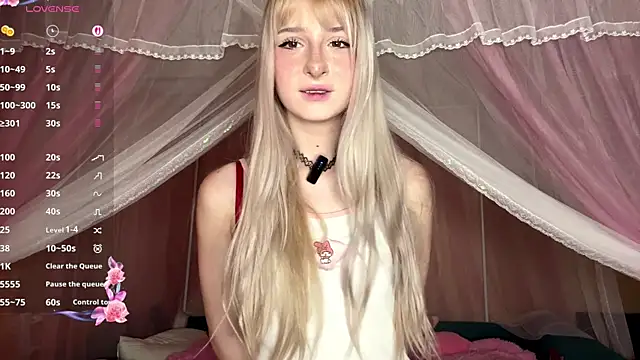 OnlyEva1 online show from 04.08.26