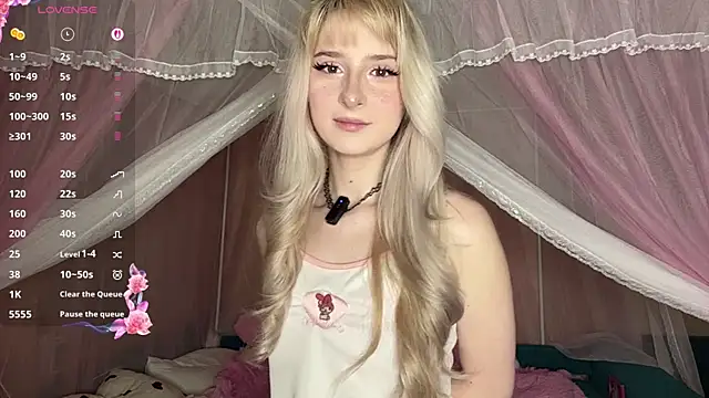 OnlyEva1 online show from 04.14.26