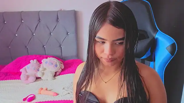 Roxan Luxe online show from 04.05.26