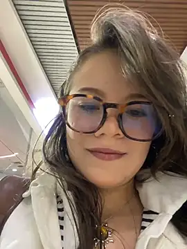 Tallulah Kinky online show from 04.08.26