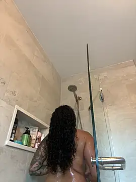 LatinaLoka online show from 04.01.26