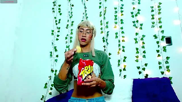 Andrea Nx online show from 04.06.26