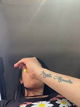 leila moretti online show from 04.01.26