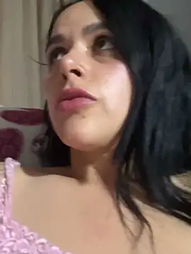 leila moretti online show from 04.05.26