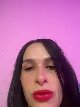 leila moretti online show from 04.14.26