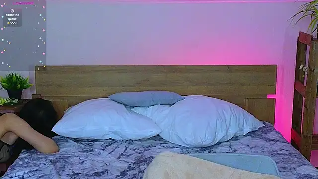 DarcyBlackwood online show from 04.15.26