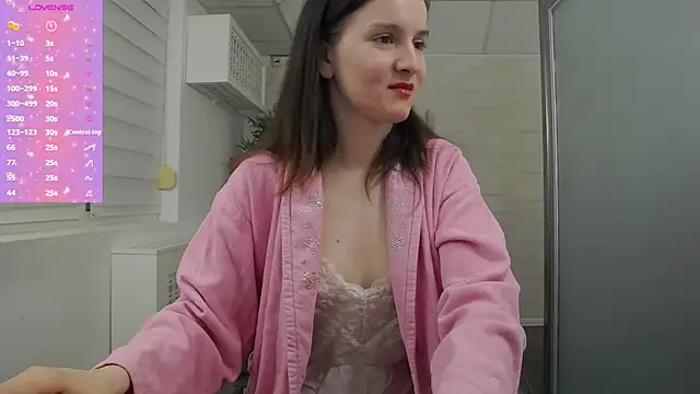 MissXSophie online show from 04.08.26